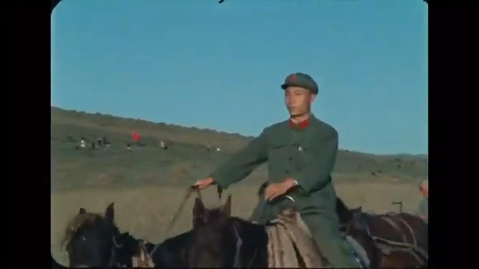 70年代，新疆兵团与老乡们一起劳动