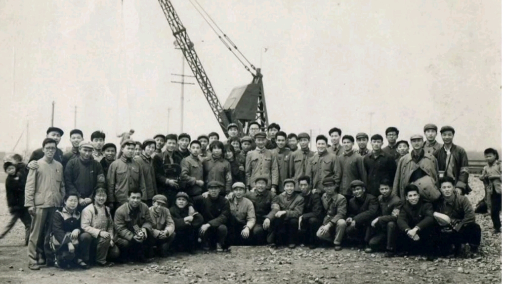 革命风暴席卷青浦，虽然在人武部顾仲良的操纵下使革命推迟，但在市革委会下场后情况逆转【上海青浦县文革地方史】（上）