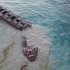 航拍毛里求斯海域漏油货轮：船身断裂成两截 海面被燃油染成灰色