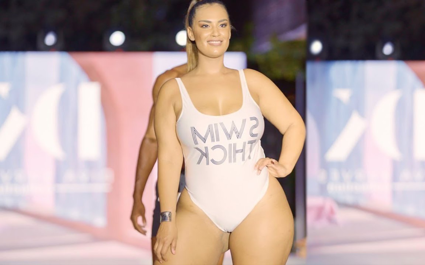 4K 60FPS) Diva Kurves Swimwear Fashion Show / Miami Swim Week 2023 / Full Show
