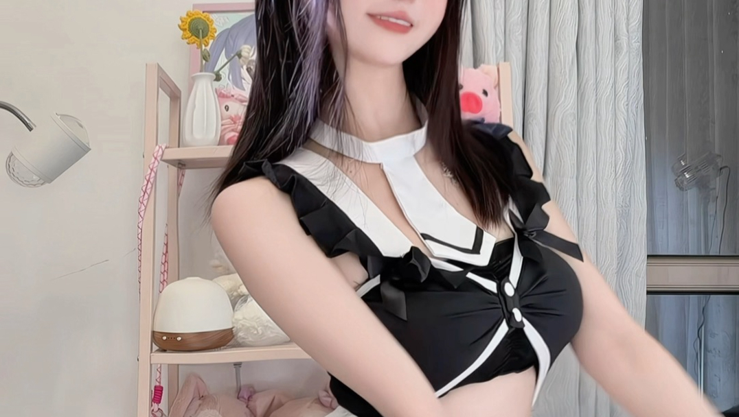 今晚跨生日直播[雨乃表情包_吃我一拳]12点来一下