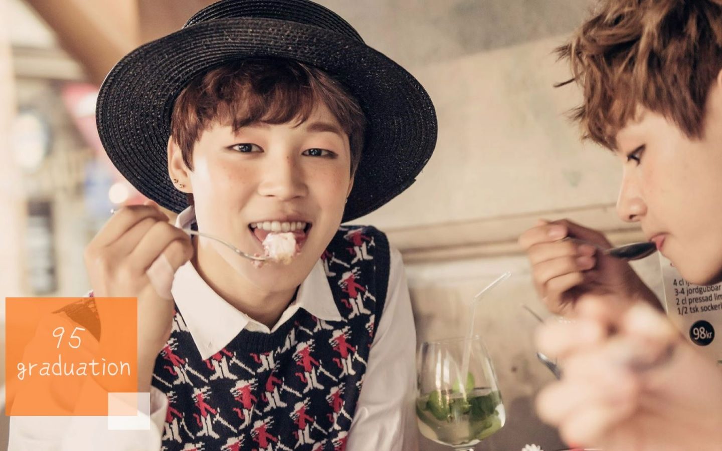 【防弹少年团BTS】JIMIN & V 95 graduation [韓中字]_哔哩哔哩_bilibili