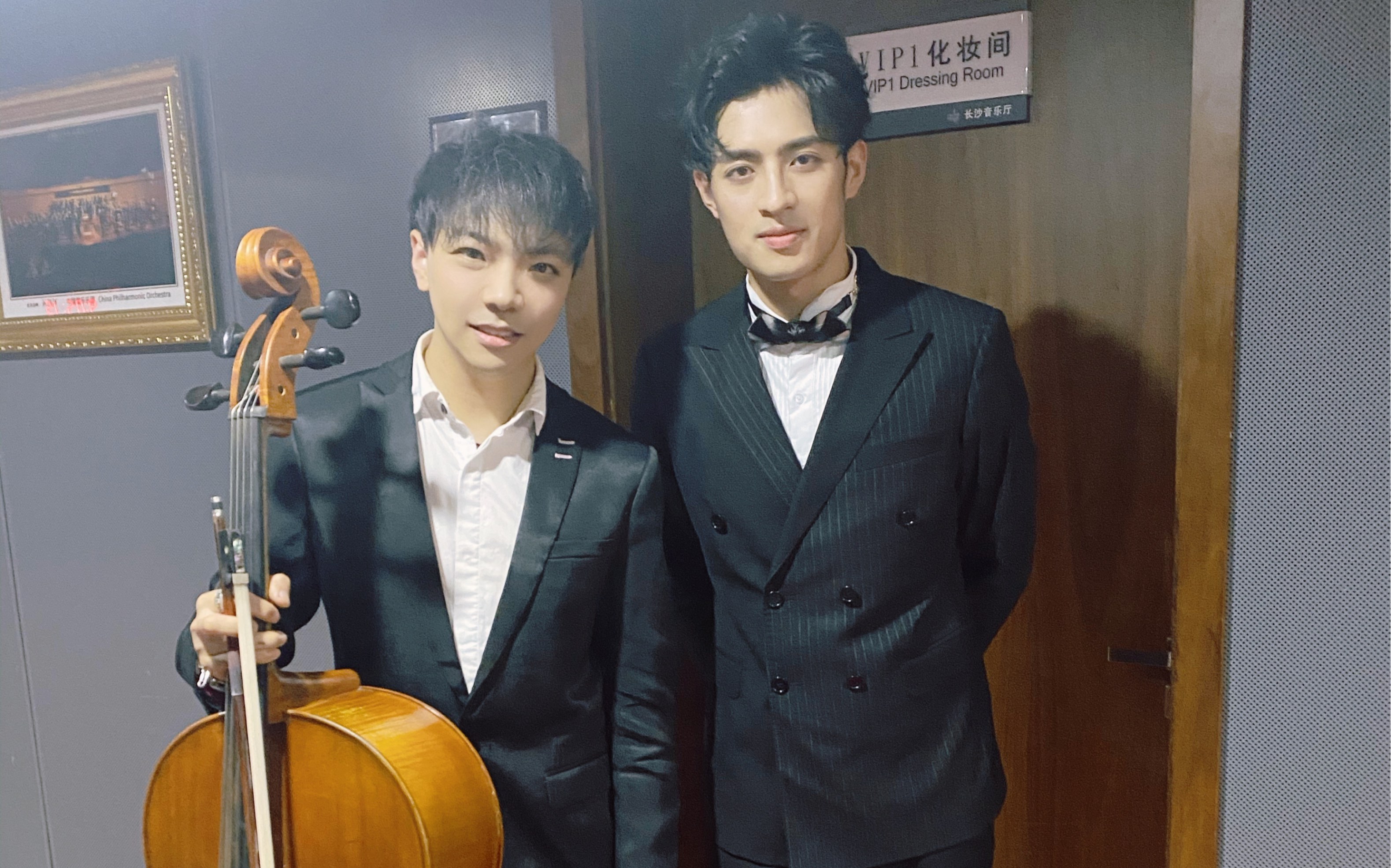 大提琴版本《灯火里的中国》