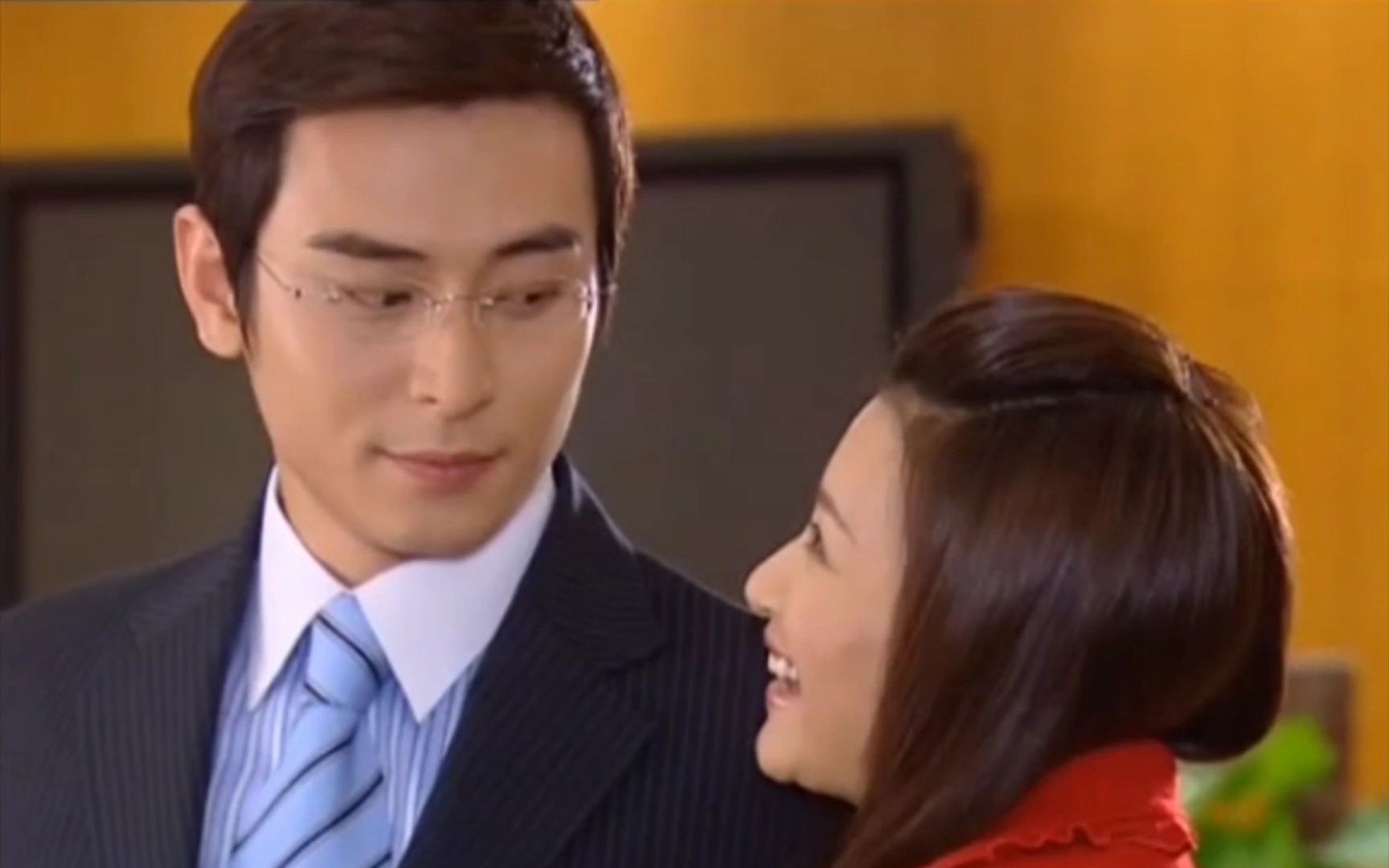 2007《情锁》王柏东cut ☞ 7 →_→ 越来越觉得林丽雪像杨素云+跟林丽雪一起出外办公