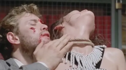 外国人真是变态,悬疑重口味电影。