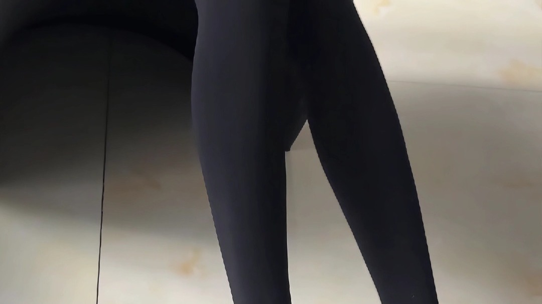 热恋系列：穿上新丝袜去见你，连心跳都在说好想你。