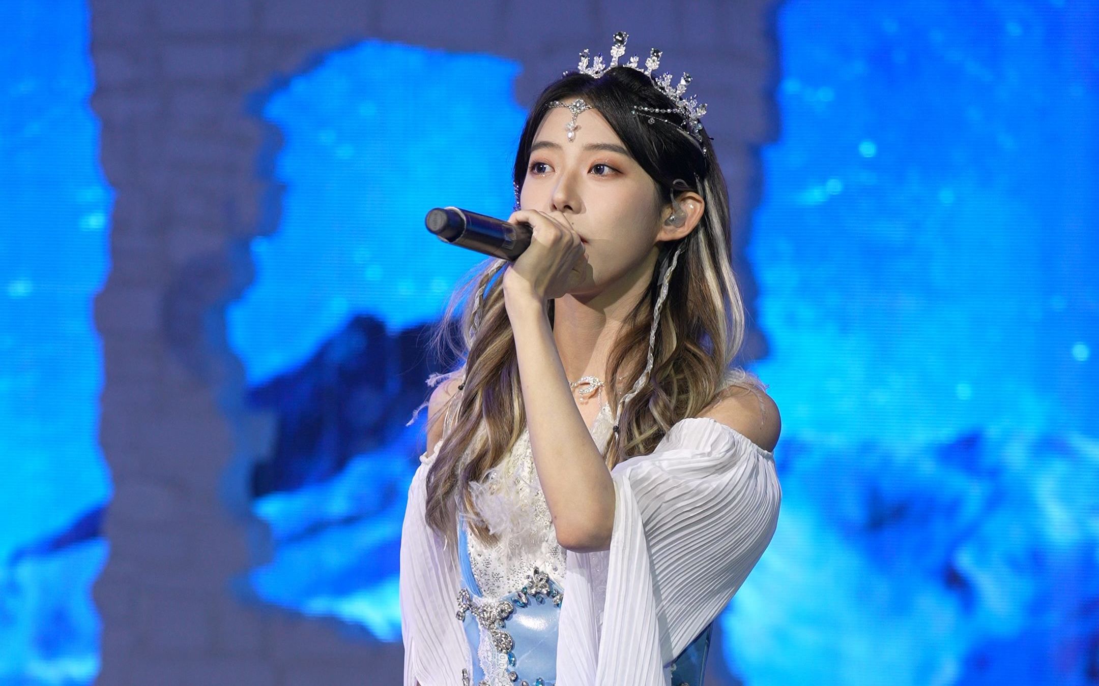 LU XINYI] 230502 『Fate X - Newcomers' Debut』"Ice Queen" [Right Camera] Focus [4k60p