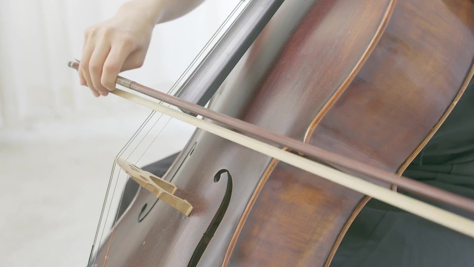 【空镜素材】拉提琴