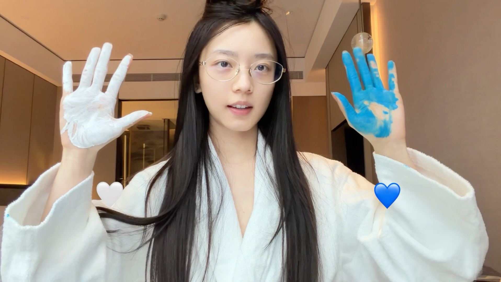 看我手搓一个蓝色