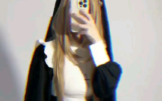 Sister: Chelsea the Blue Banshee