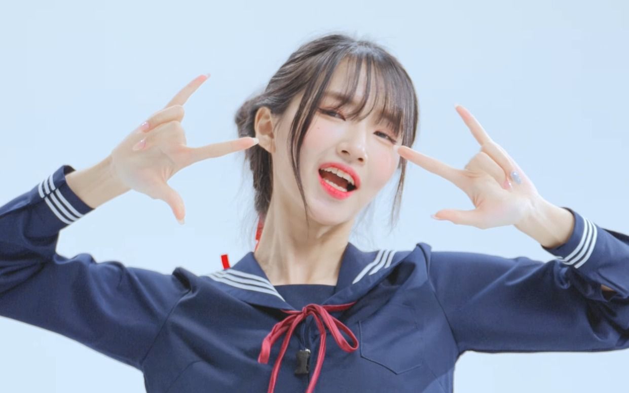 Clerk's Dance Seo Young Sailor Suit