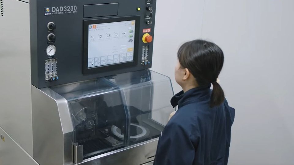 日本半导体著名企业DISCO 半导体切割设备 Kiru実験2 刀片切割