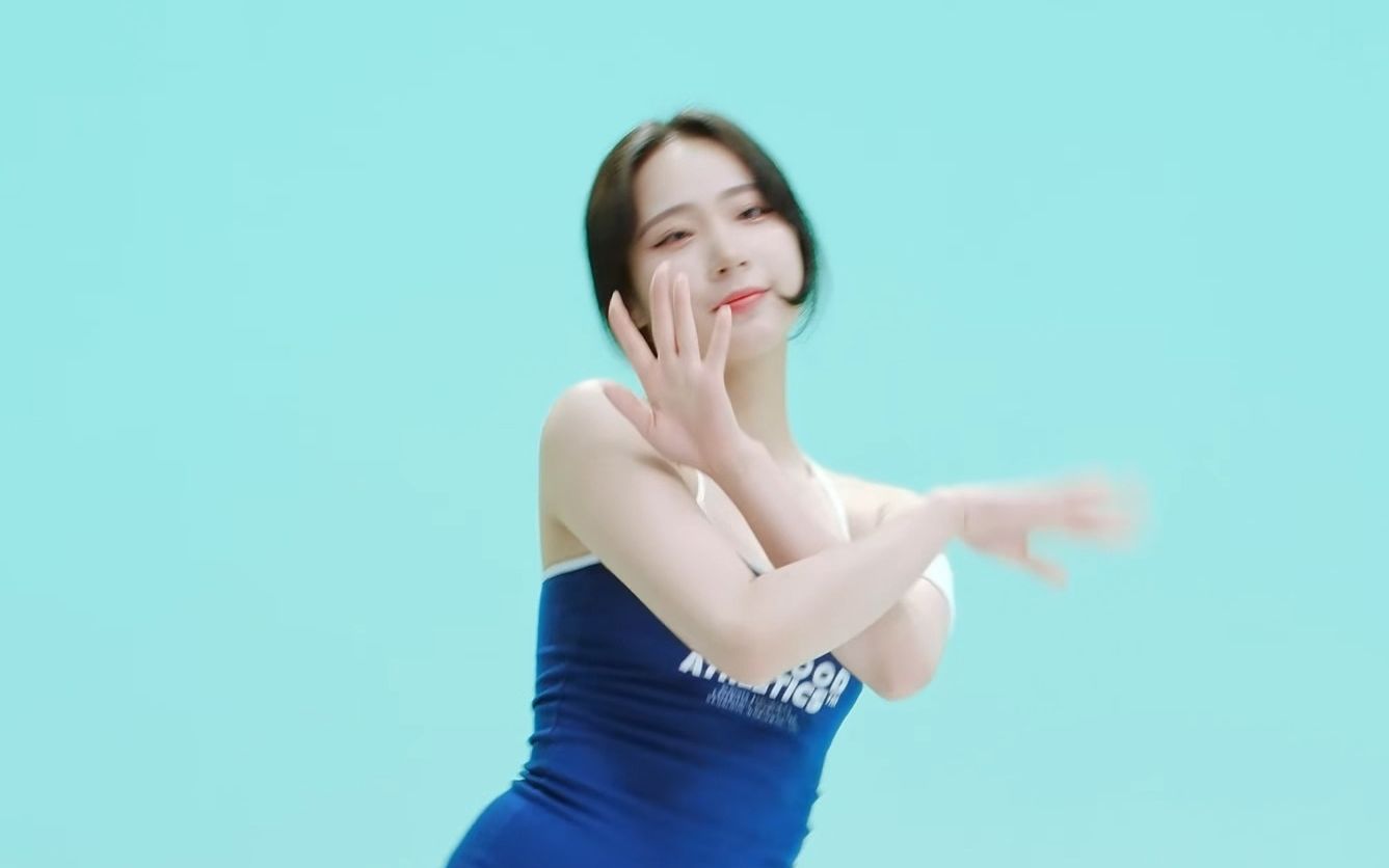 Jung In, heart attack, blue dress