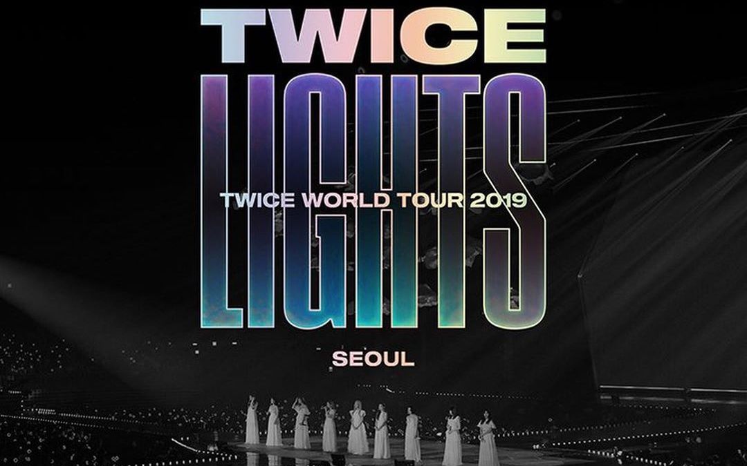 TWICE首次世界巡回演唱会