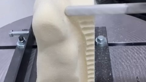 用于医疗原型制作的机器人泡沫铣削工艺可靠性