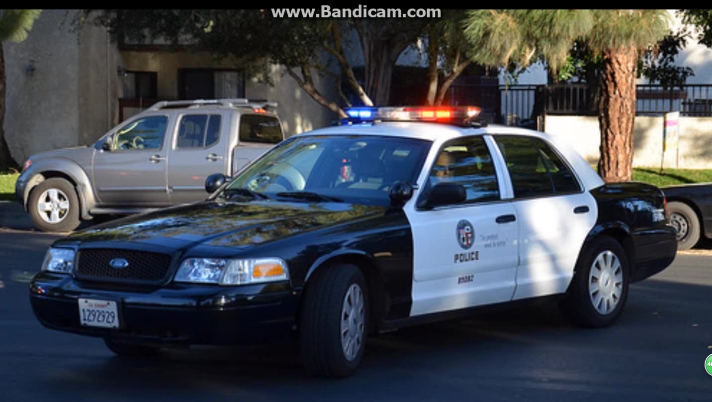 Полиция Лос Анджелеса машины
