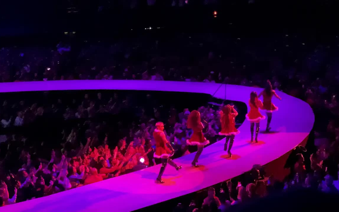 甜味剂巡演最后一夜：Ariana Grande-Thank u, Next（高画质）