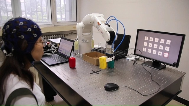 脑控机械臂 | 基于SSVEP范式的脑机接口控制机械臂演示demo