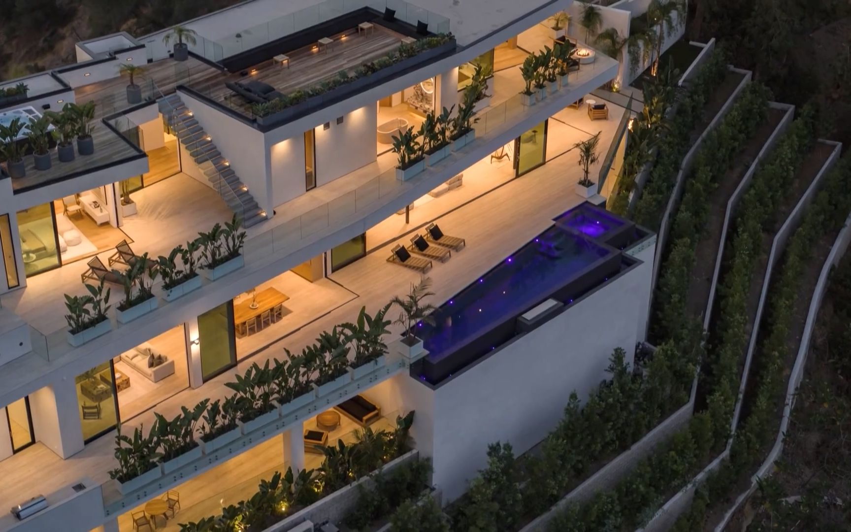 Luxury Home‪ | 具有传统韵味的比弗利山精致庄园~9555 Heather Rd, Beverly Hills（洛杉矶 / 加州 ...