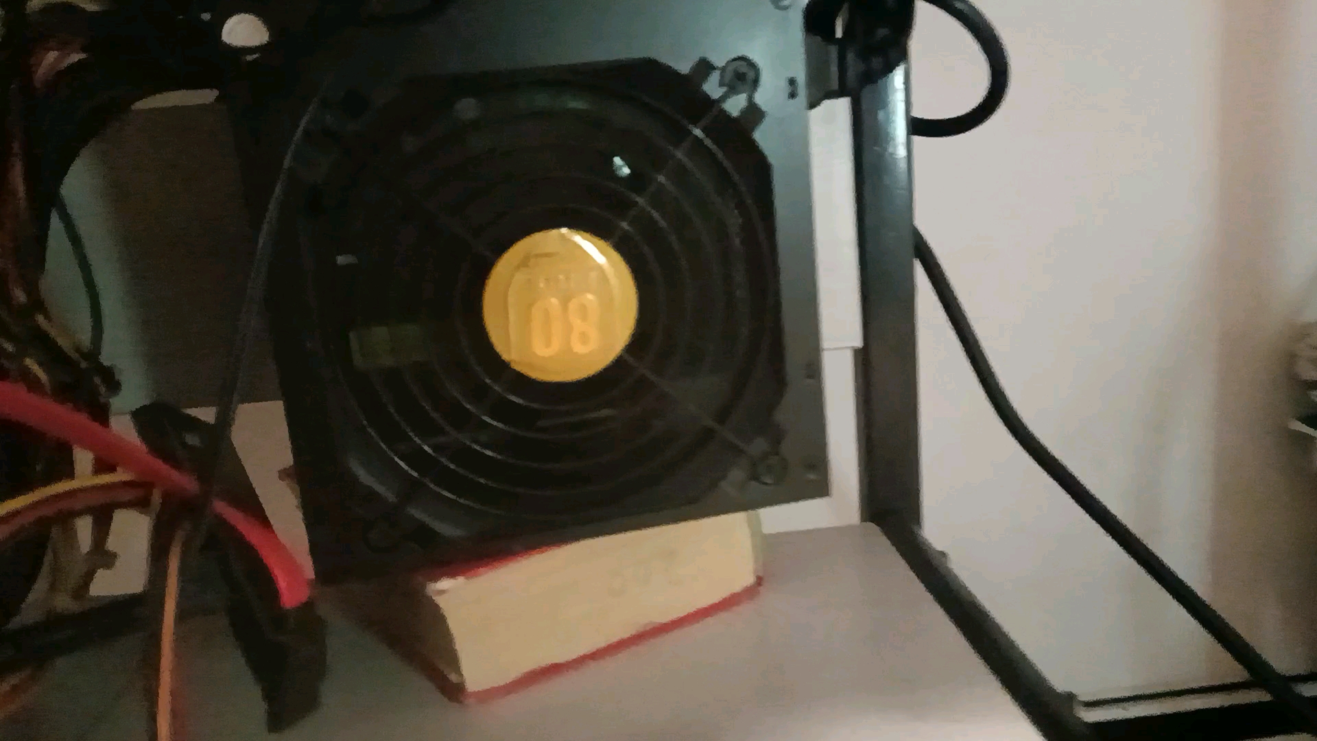 十五岁高中生第一台电脑，大佬们有不要的配件可不可以考虑思惠给我