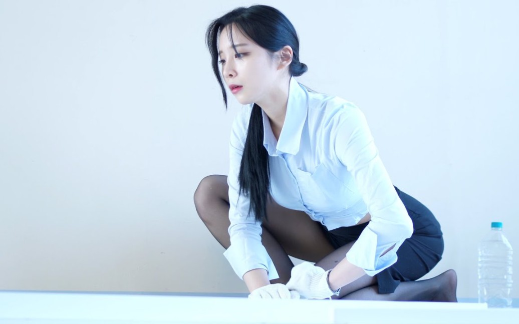 At the moment, I'm pretty much a YouTuber specializing in furniture assembly.