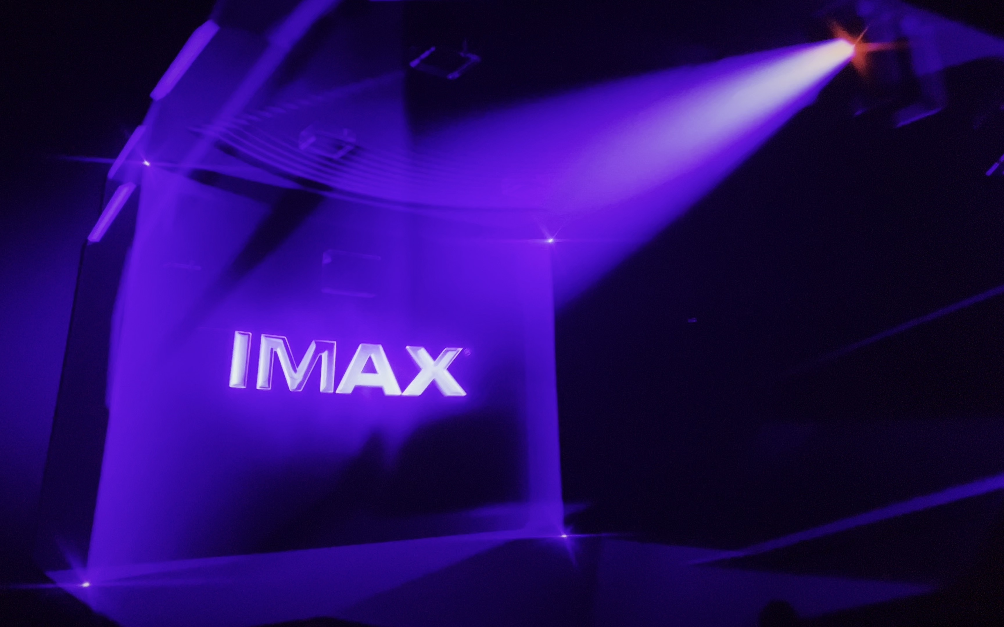 【iPhone杜比】二代激光IMAX片头 亮度震撼