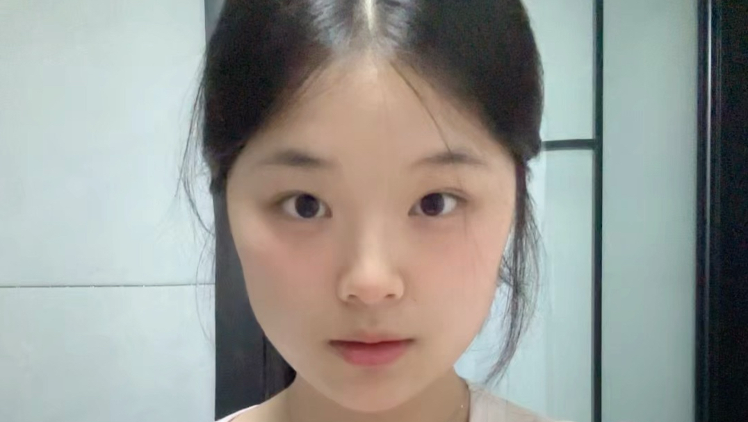 香蕉夹真的很显头圆