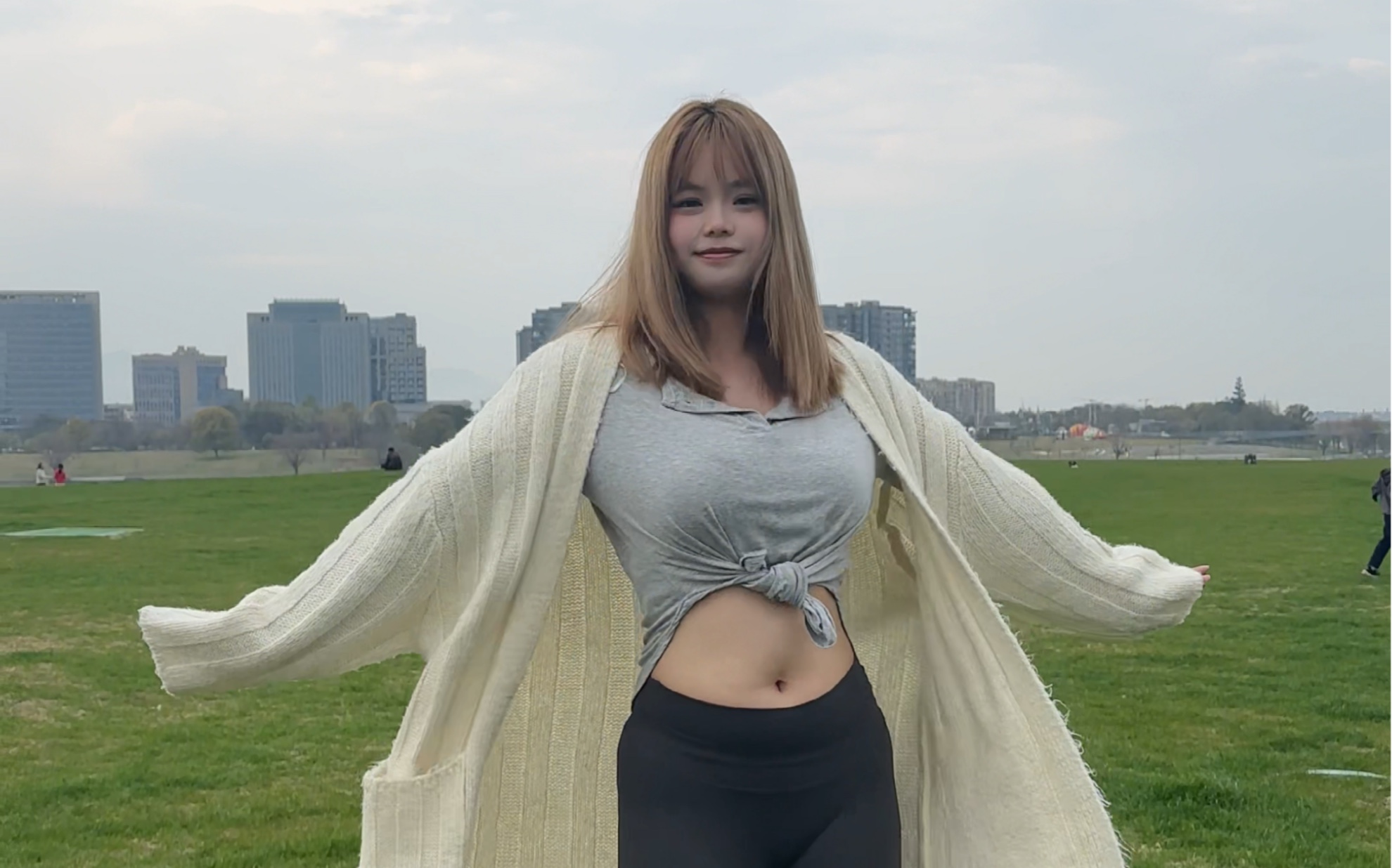 【-Small Jane】updated a video, come and watch!