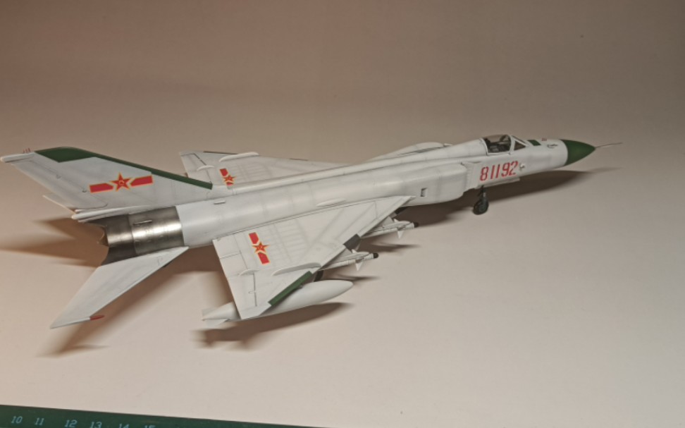 小号手 1/72 歼8 81192 静态模型 完工展示