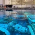 「NASA」位于休斯顿的全球最大“中性浮力实验室”模拟舱，帮助各国宇航员前往国际空间站前训练使用