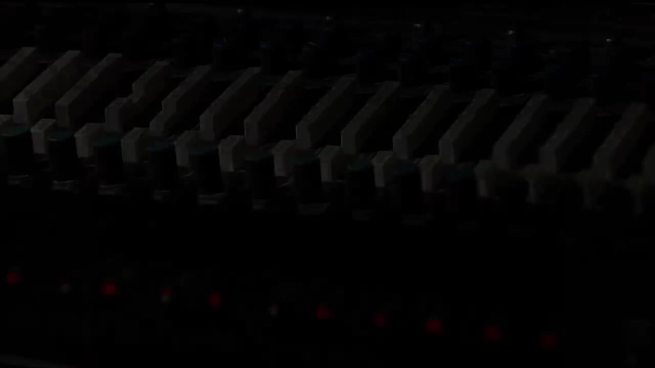 卓依婷-明天会更好(首版)-扩屏去字seedvr2高清修复