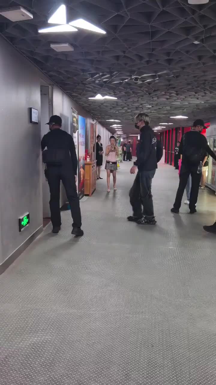 离场3