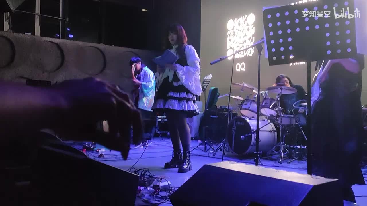神、鳴り