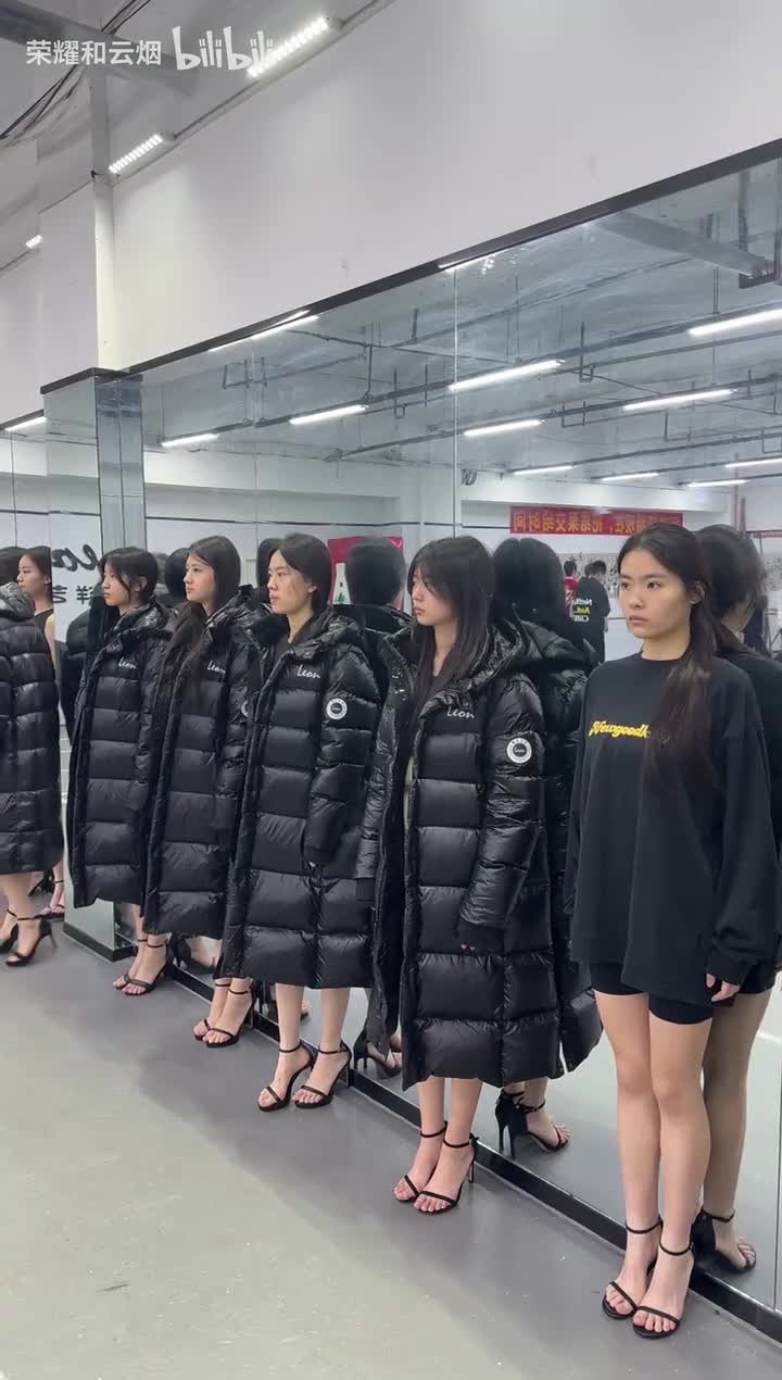 高跟鞋训练 台步 基本功