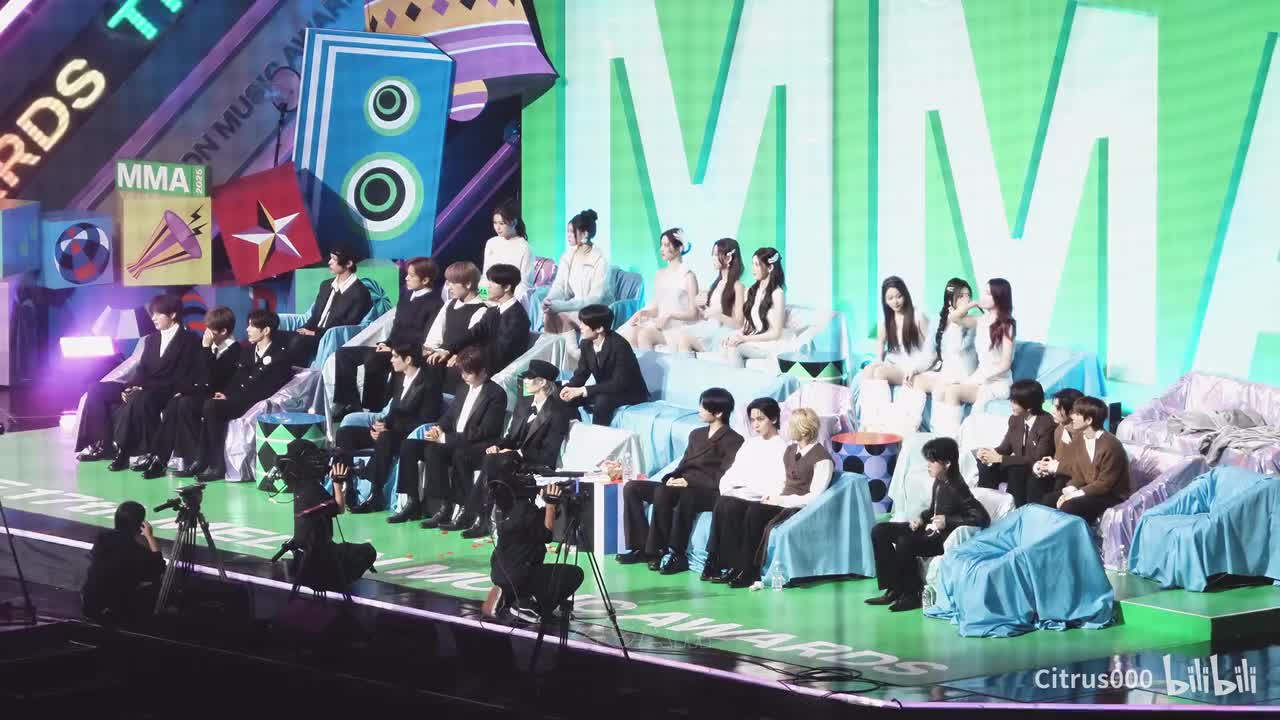 【4K】Zico 获最佳制作人奖 反应 BoyNextDoor Hearts2Hearts Rise NCT WISH2025 MMA