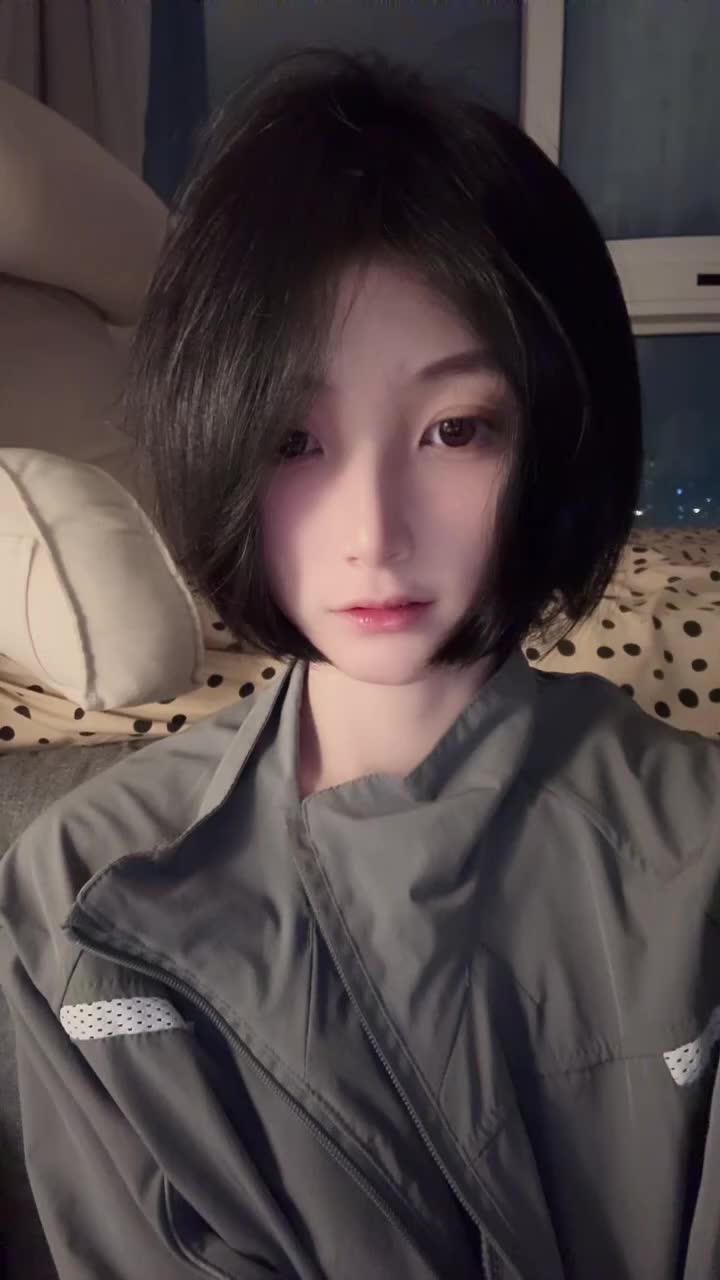 2026-08-13 00-56 天才总是坏的可爱-后处理
