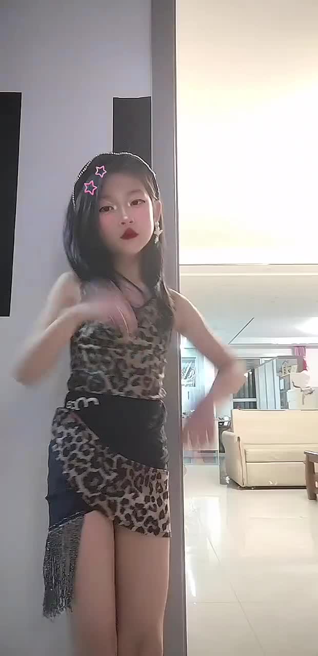 一甜相机小舞龄小舞龄跳舞290