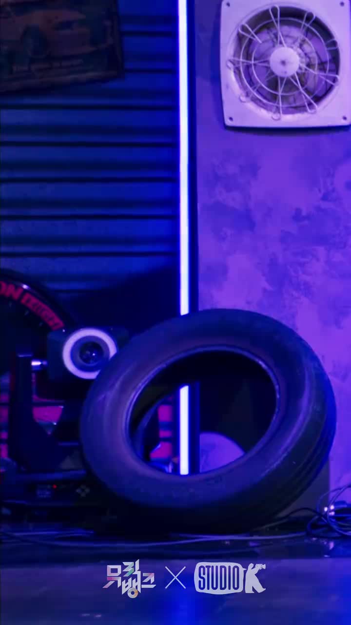 11.21 音银 钟辰乐直拍