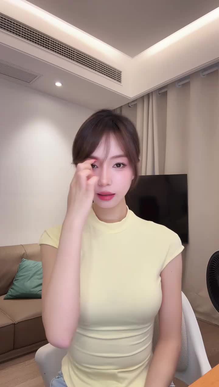 小柚子_2025-10-22_10-29-14_000