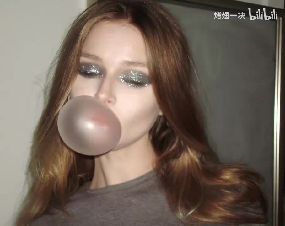 New York - Addison Rae