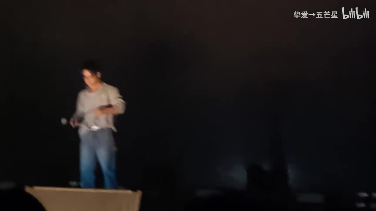 袁铭喆《游乐梦》