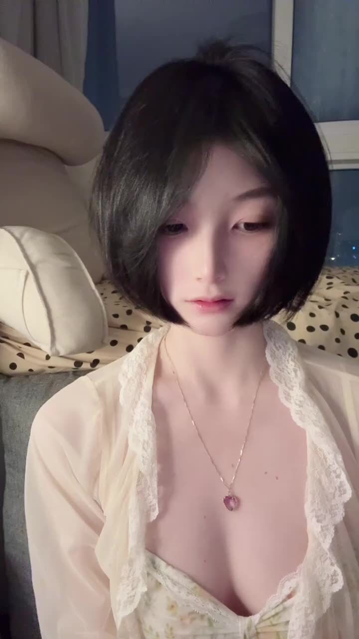 2026-08-13 00-46 天才总是坏的可爱-后处理