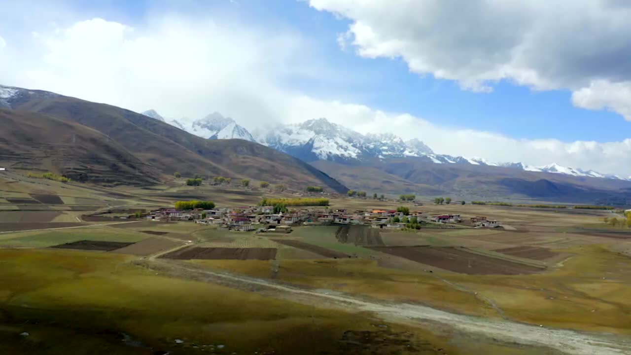 Amazing China 美丽中国 13.飞鸟无法征服之山