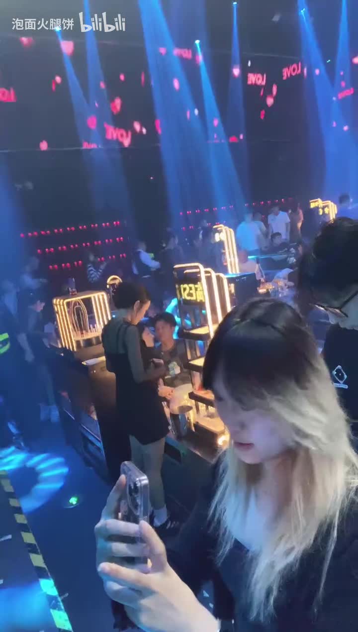 咸鱼（龙华Esmi订台私信）_20251111015001