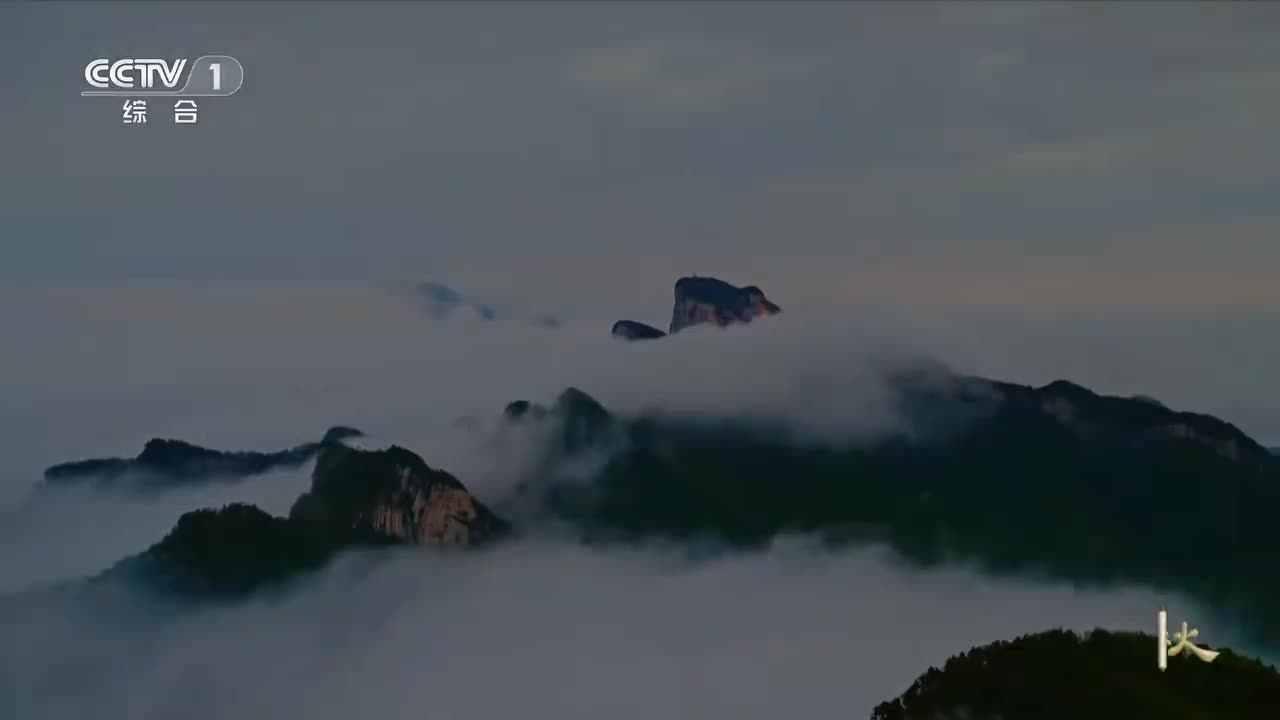 《文脉春秋》80 云南·会泽：太有“钱”了！这座小城满大街都是钱 世界最大古钱币静卧古城【CCTV纪录】_1080p
