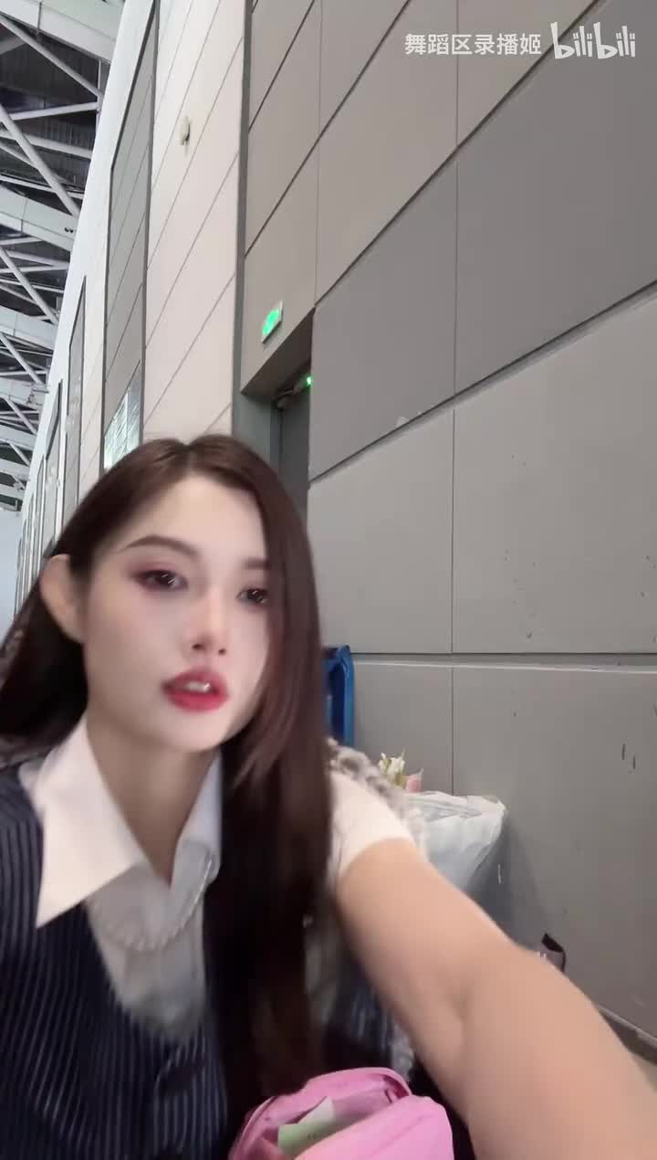 任绵绵_2025-10-06_11-27-20_000