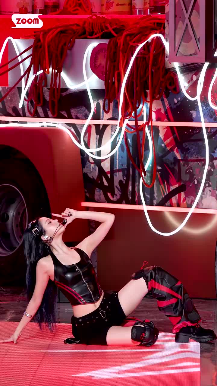 洪恩採 竖版直拍