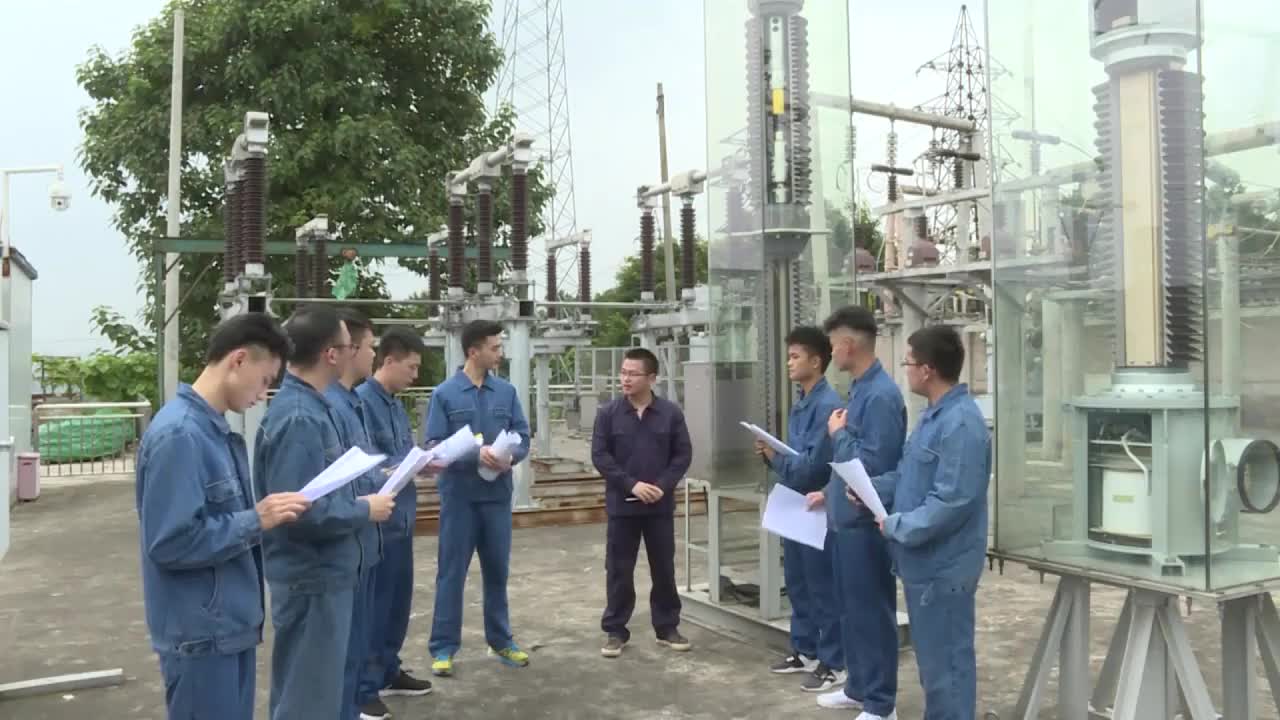 32--现场讲解：SF6断路器