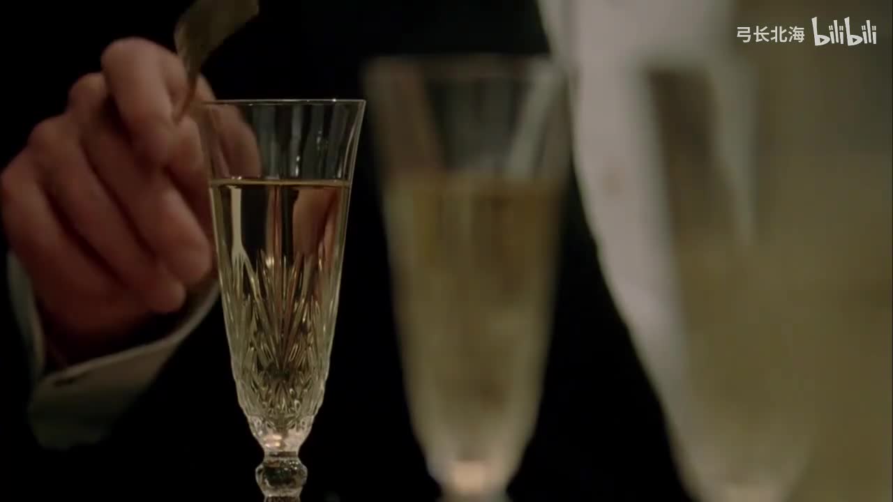 S1E1 藏书室女尸之谜