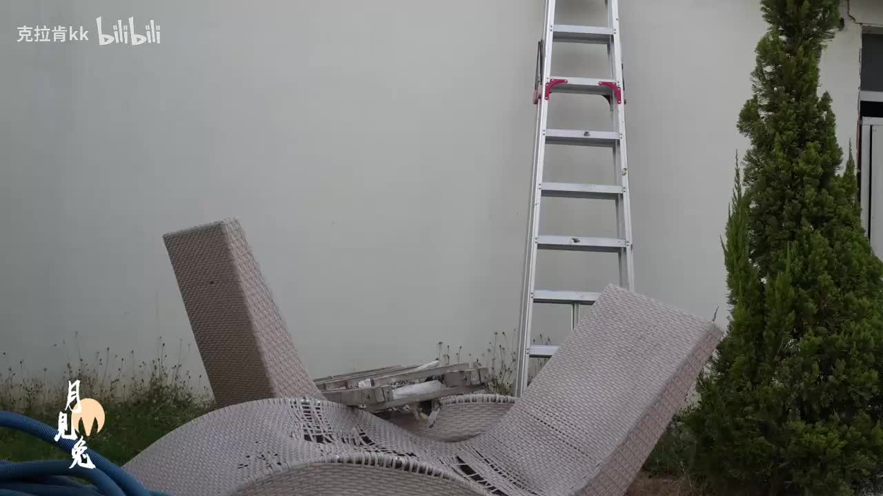 录制-286893-20251227-174613-413-喵喵球摄影签售会